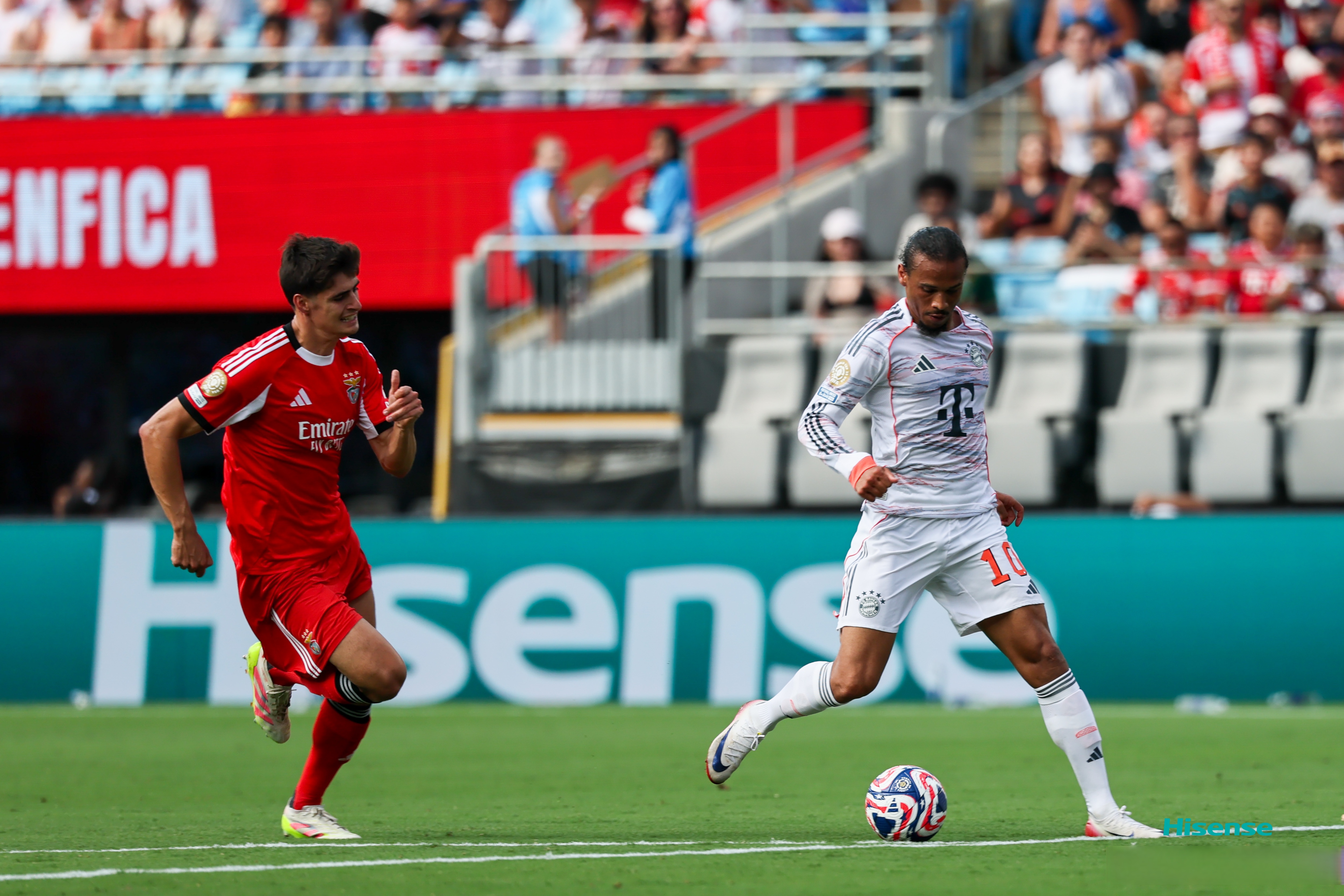 门兴格拉德巴赫训练开放日，清晨豪取连胜引欢呼，荷甲在即，训练强度明显提升的简单介绍-九游体育