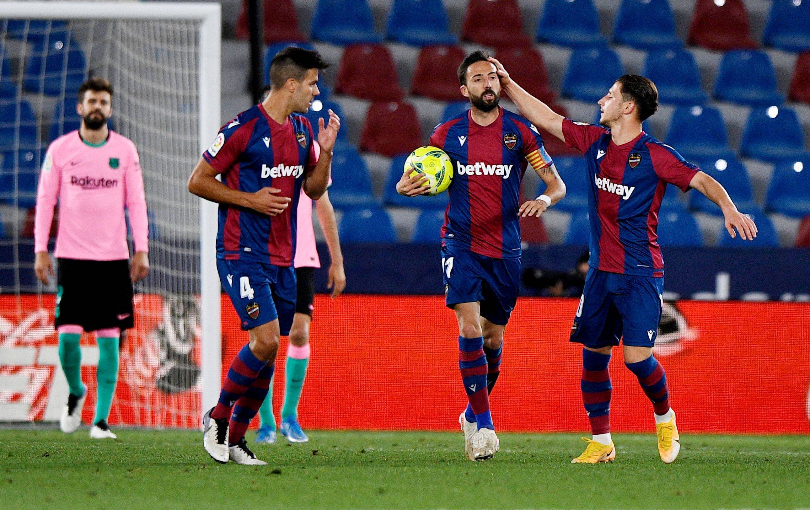 包含曼联迎西甲关键赛；赛前战术微调；悬念犹存；球队文化再被提及的词条-九游娱乐