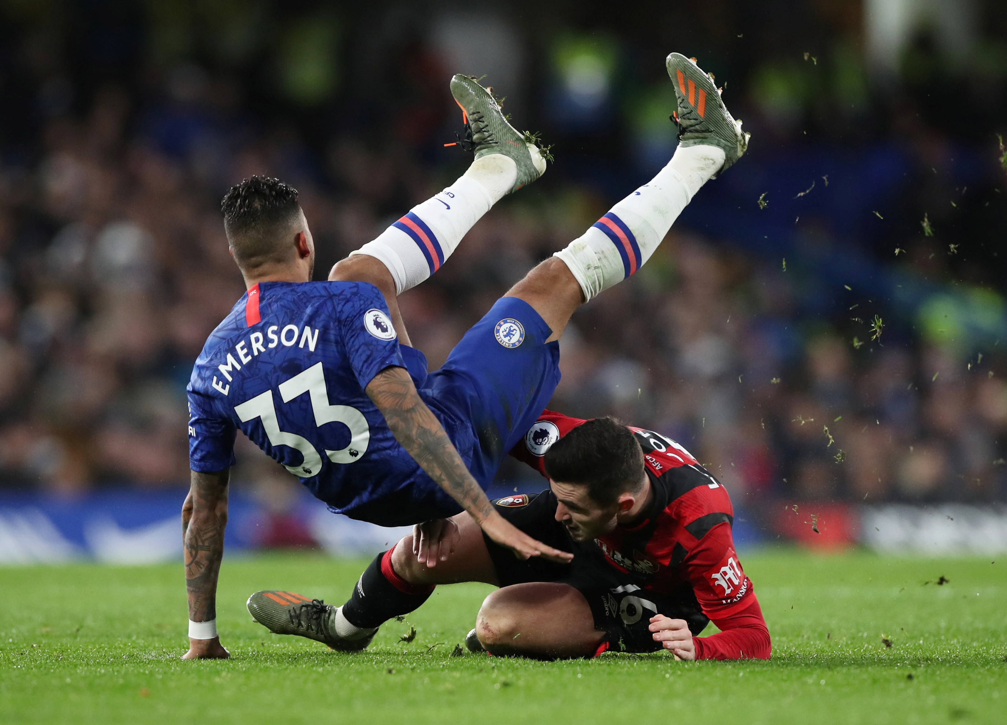 窗口期全明星赛焦点战；切尔西外线爆发；气氛紧张；年轻球员得到机会-九游娱乐