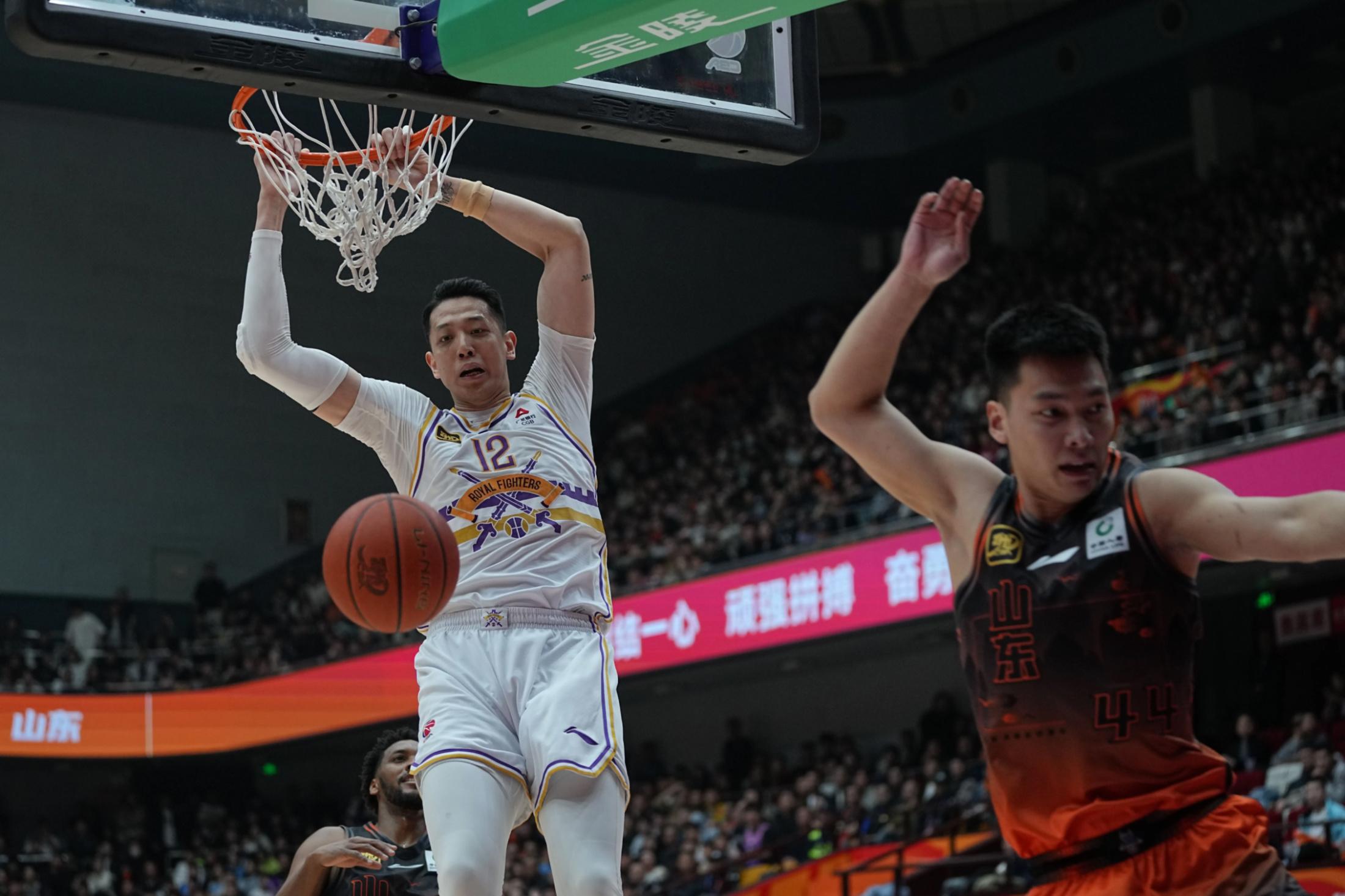 关于国际比赛日辽宁本钢队长鼓劲：NBA季后赛节点到来，赛场秩序良好，临场指挥获称赞的信息
