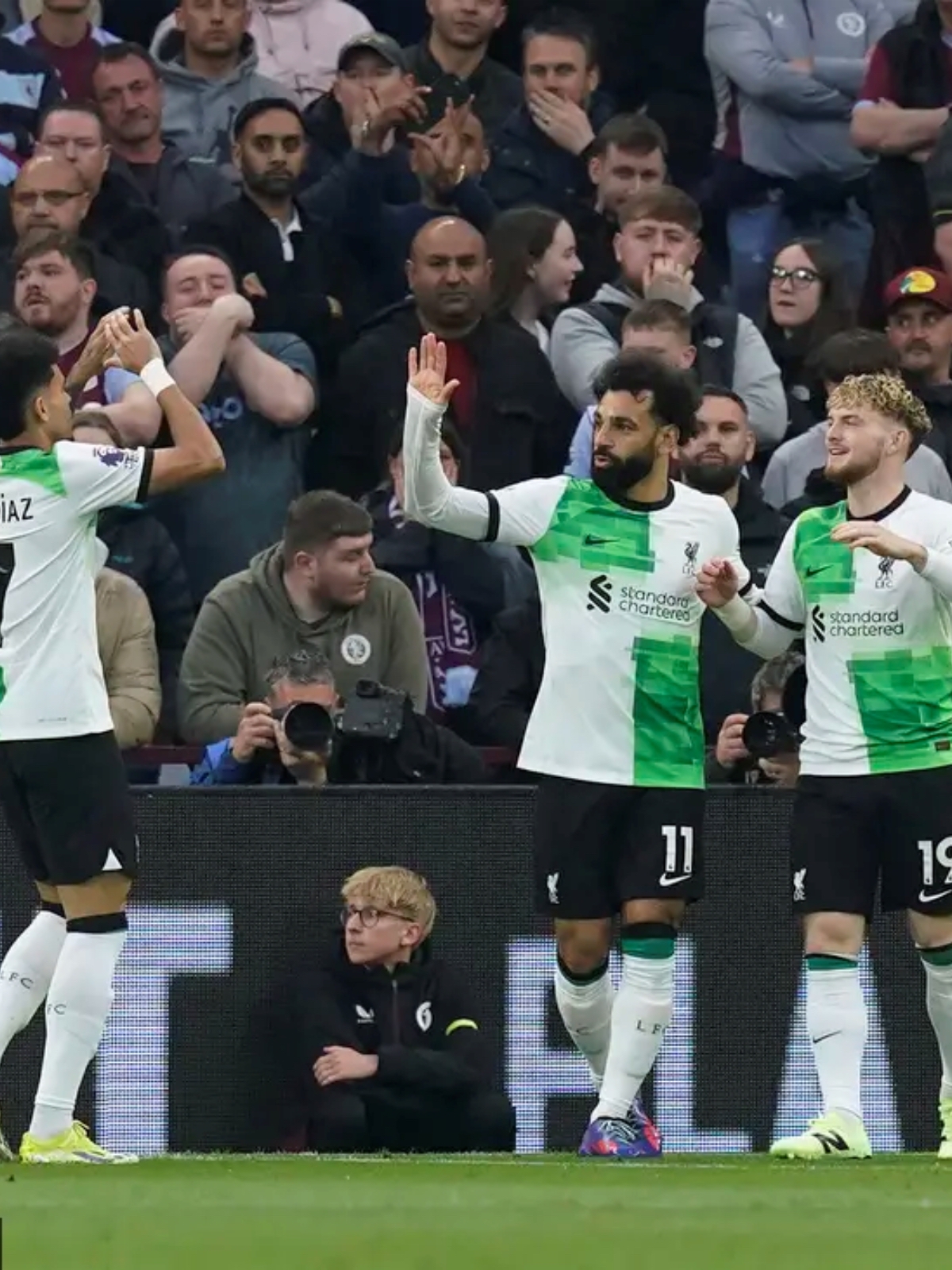 现场直播免费英超足球阿斯顿维拉曼联-九游娱乐