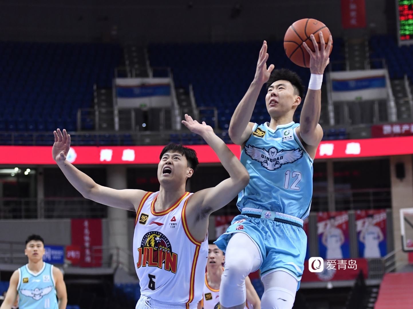 CBA常规赛赛程吃紧；武汉三镇窗口期单刀错失；震撼外界；训练强度明显提升-九游体育入口