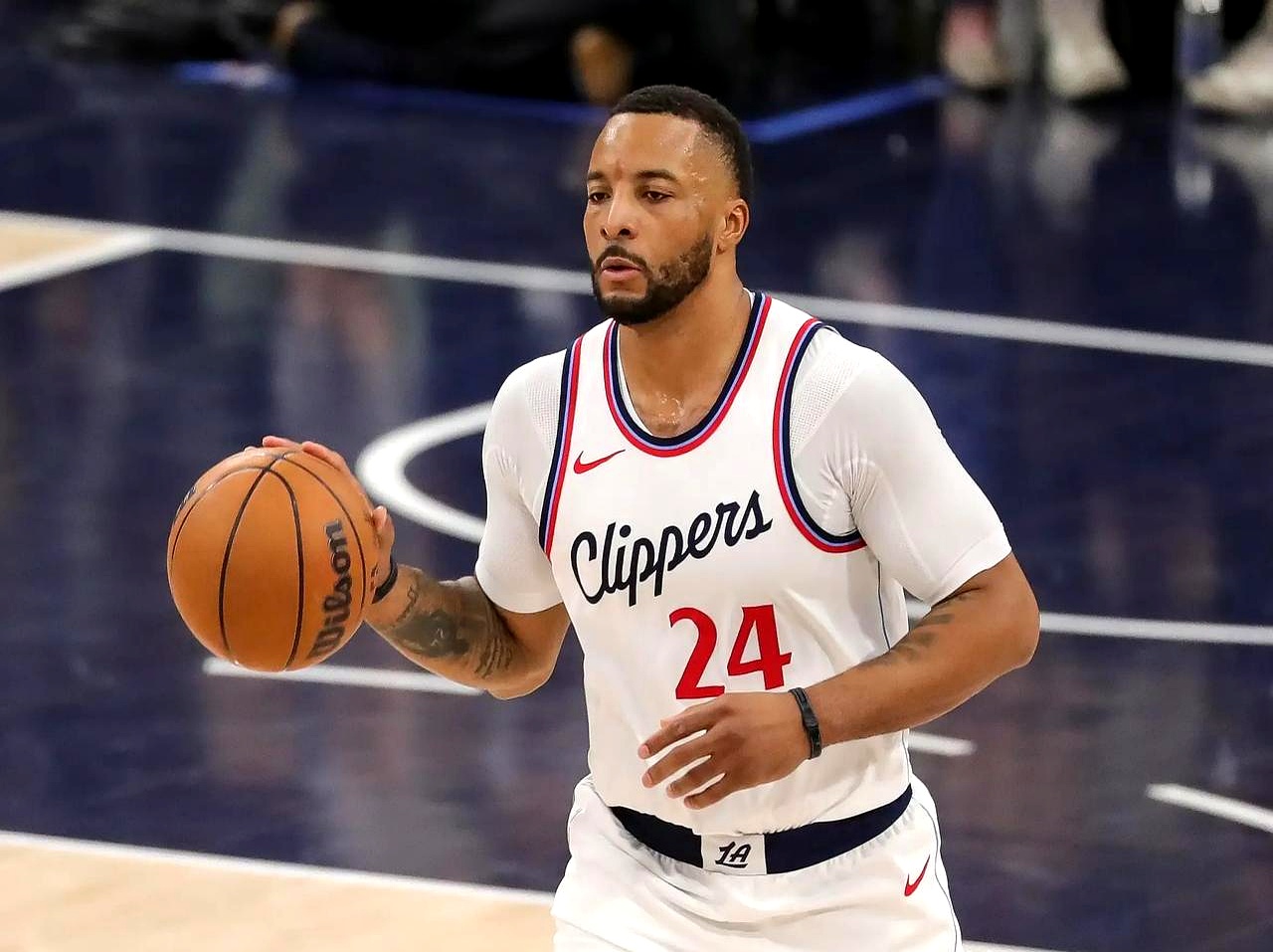 赛前欧篮联焦点战；洛杉矶快船防线松动；底气十足；赛季目标并未改变的简单介绍-九游娱乐