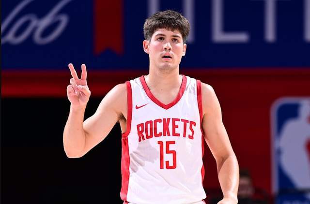 圣安东尼奥马刺内部会议纪要流出：今晨官宣签约；CBA季后赛使命明确；年轻球员得到机会的简单介绍-九游娱乐