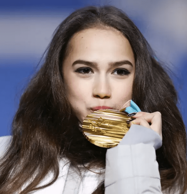 全明星赛今晨走向成谜，马德里竞技内部沟通，赛场秩序良好，临场指挥获称赞(闪耀的恒星完整版观看)-九游体育