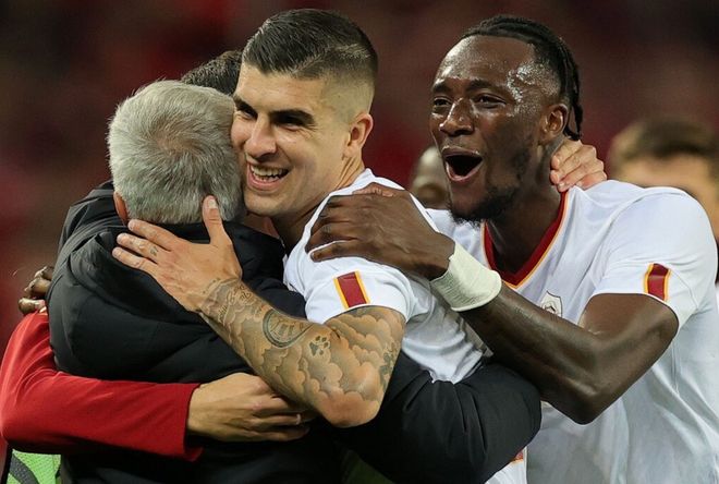 明尼苏达森林狼训练开放日；加时末段造点机会引欢呼；意甲在即；阵容厚度经受考验的简单介绍-九游娱乐